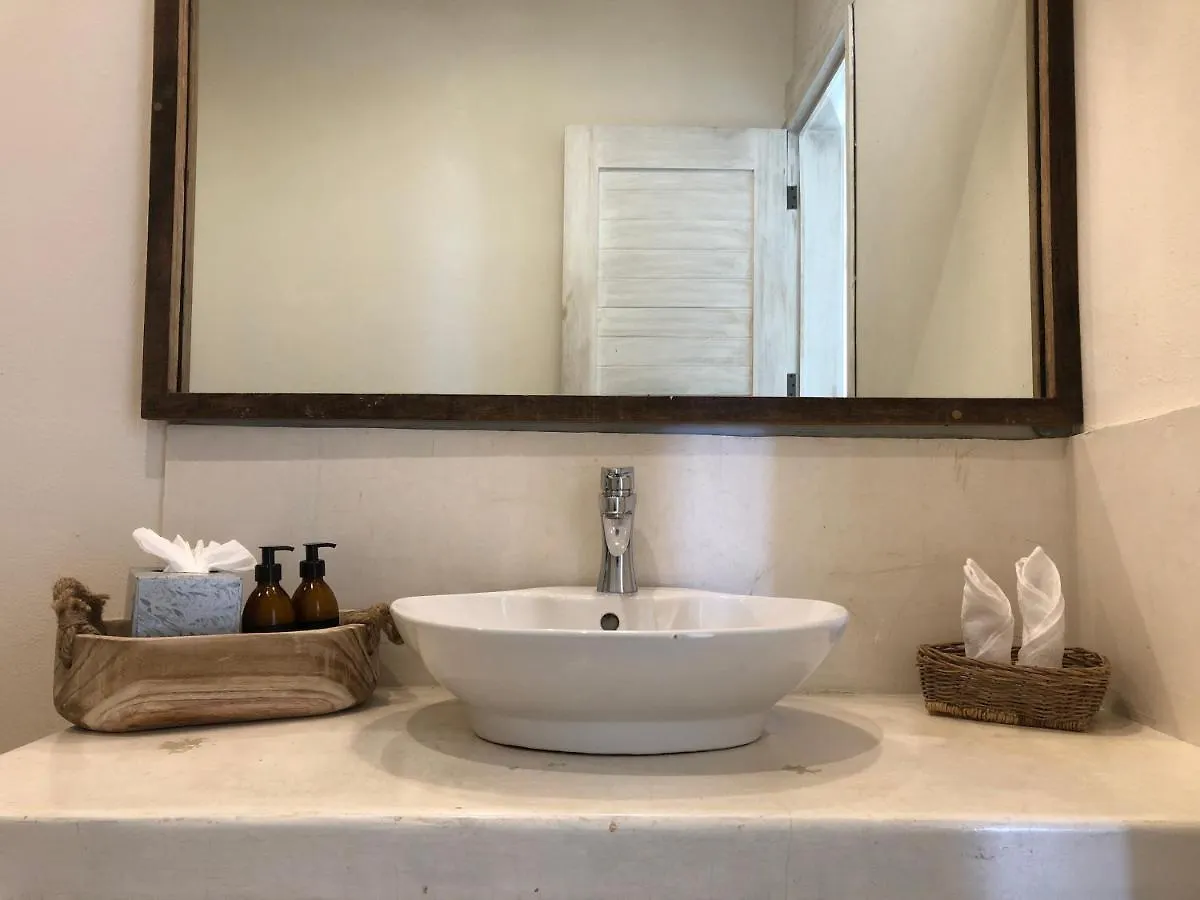 Lamat Tulum Hotel 2*,